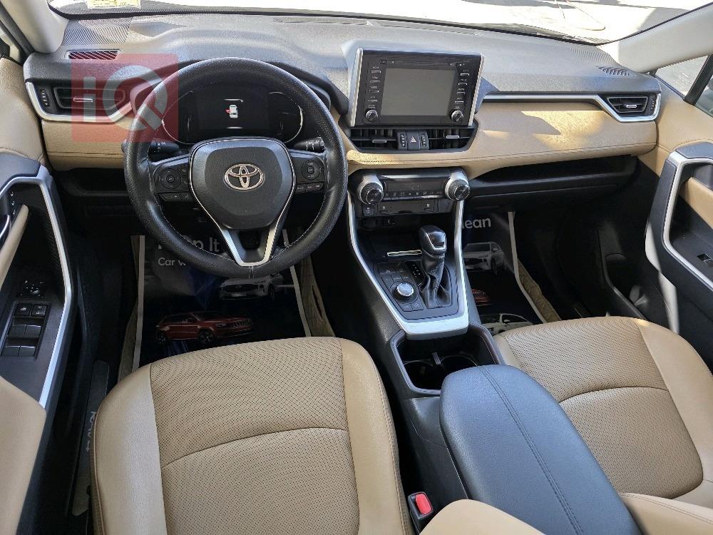 تويوتا راف 4